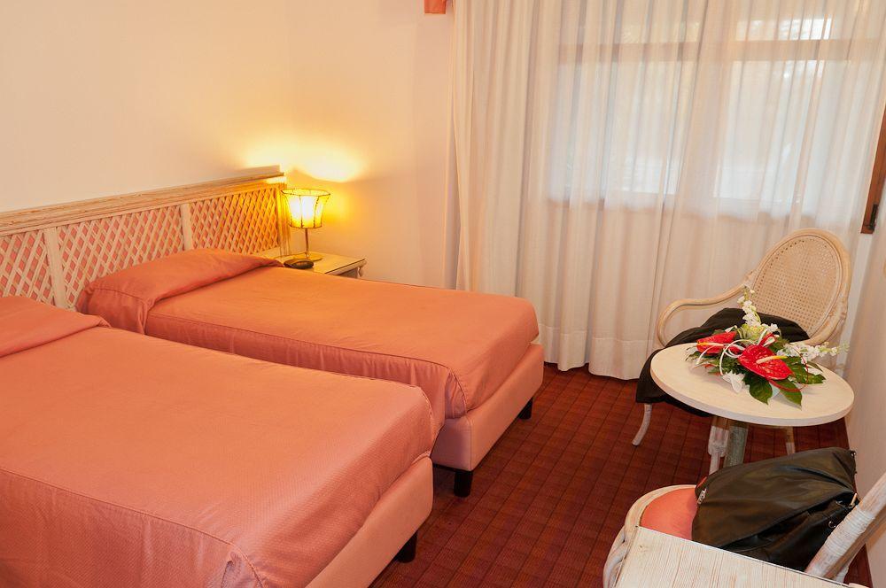 Hotel Villa Isabela SantʼAngelo Zewnętrze zdjęcie